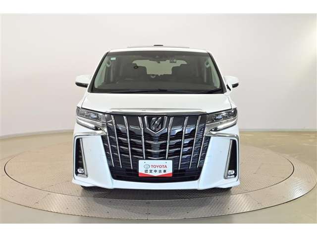 Toyota Alphard 2