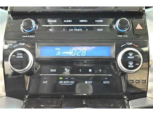 Toyota Alphard 8