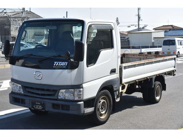 Mazda Titan Dash 8