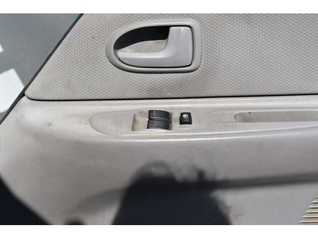 Mazda Titan Dash 10