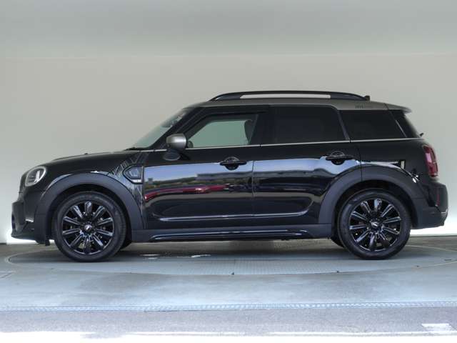 MINI Crossover 11