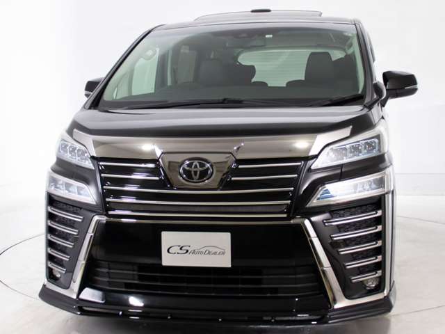 Toyota Vellfire 2