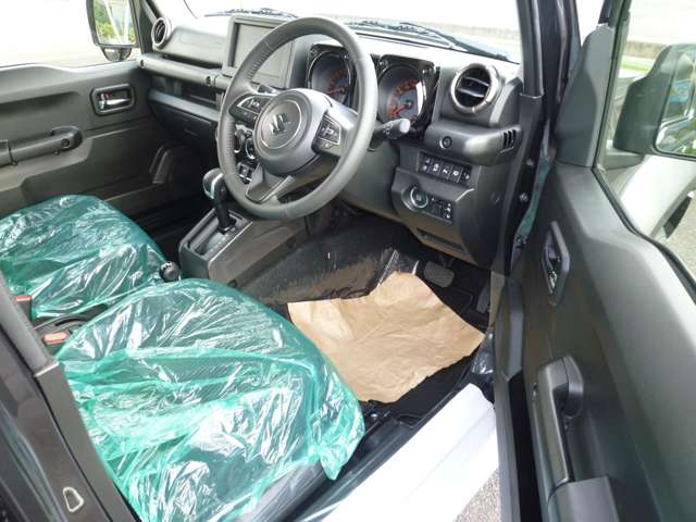 Suzuki Jimny Nomade 11