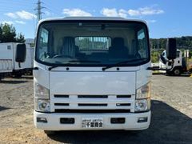 Isuzu Elf 2