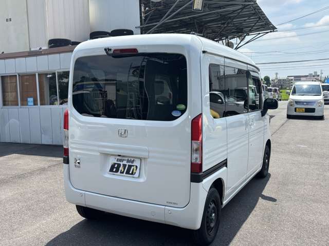 Honda N-VAN 9