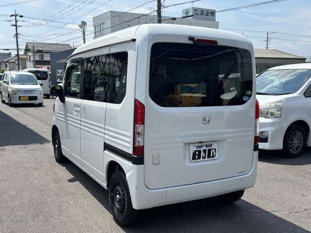 Honda N-VAN 10