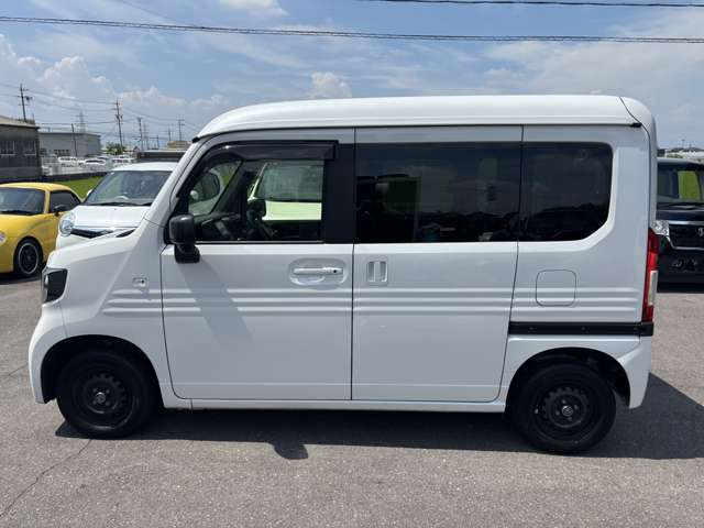 Honda N-VAN 11