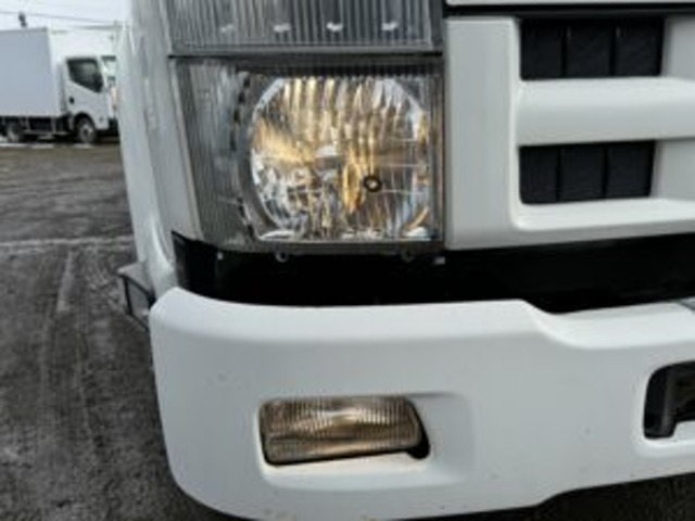Isuzu Forward 7