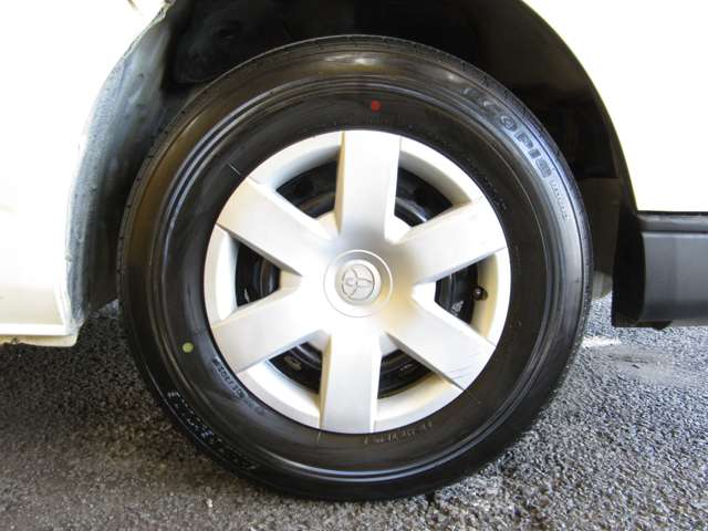 Toyota Regius Ace 10