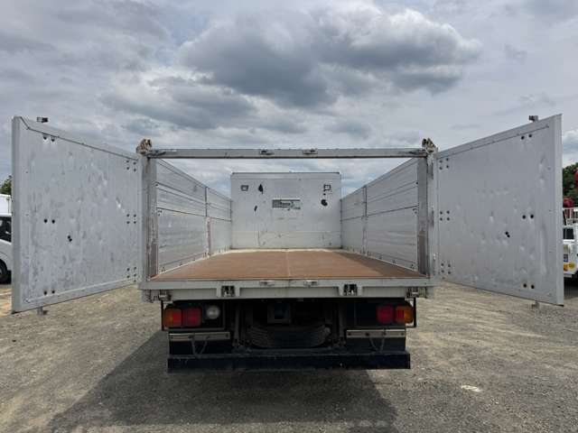 Hino Ranger 9