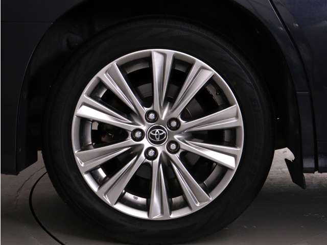 Toyota Alphard 11