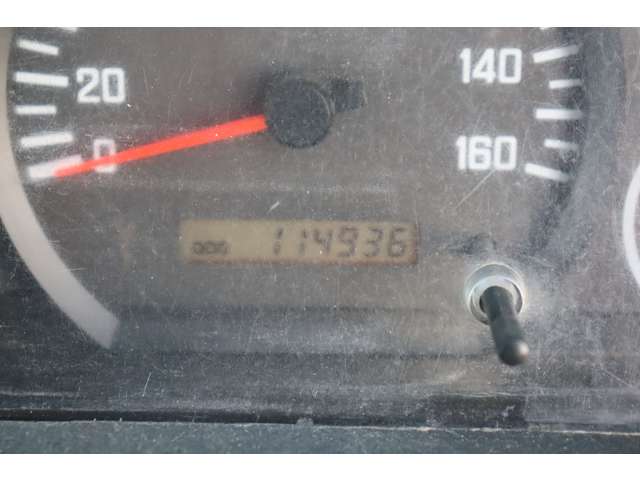 Isuzu Elf 11