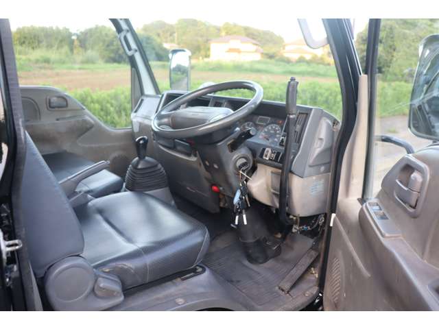 Isuzu Elf 5
