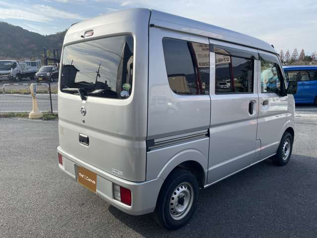Nissan NV100 Clipper 10