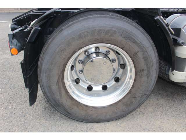 Mitsubishi Fuso Super Great 7