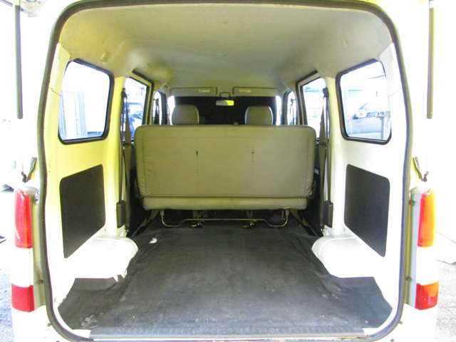 Toyota Town Ace Van 8