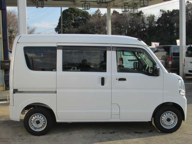 Nissan NV100 Clipper 7