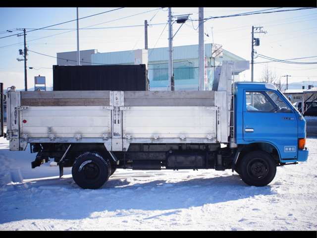 Isuzu Elf 4