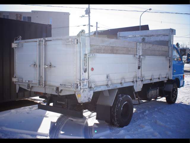 Isuzu Elf 10