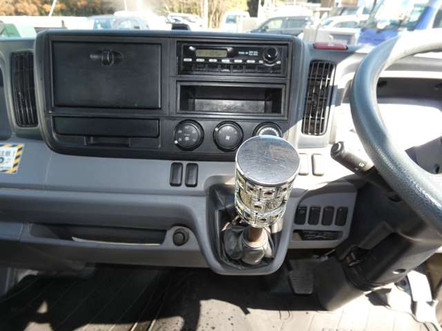 Mitsubishi Fuso Canter 13
