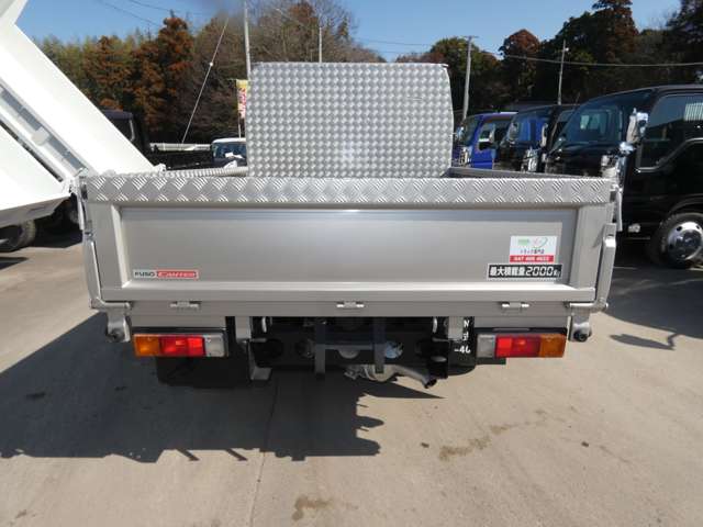Mitsubishi Fuso Canter 8