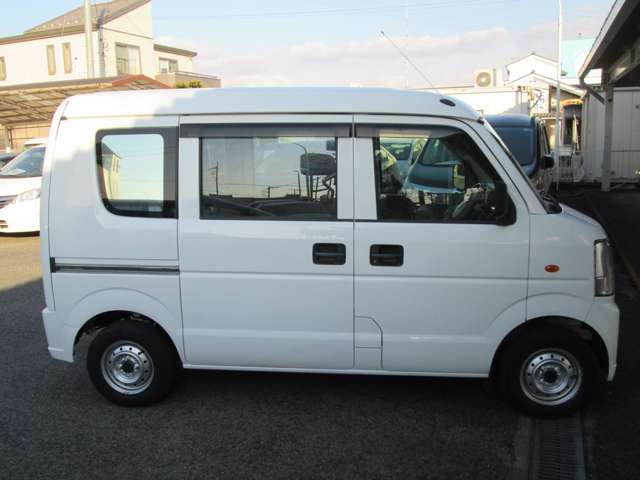 Nissan NV100 Clipper 5
