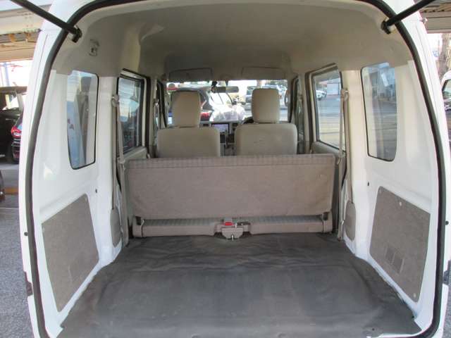 Nissan NV100 Clipper 8