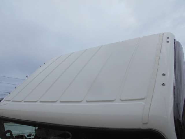 Mitsubishi Fuso Canter 10