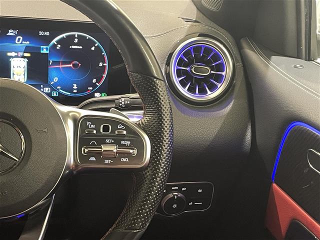 Mercedes-Benz GLB 9