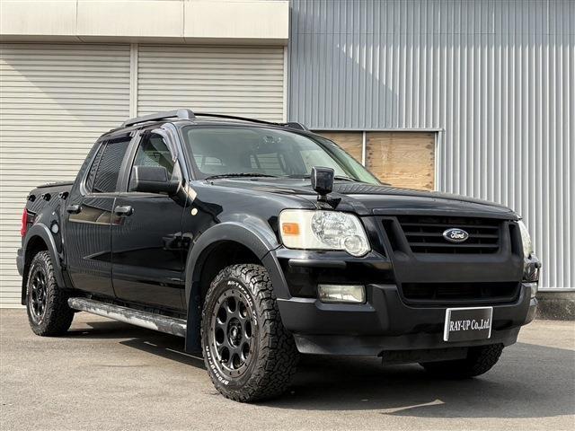 Ford Explorer Sport Trac 7