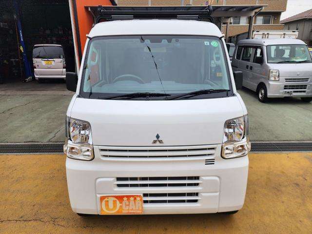 Mitsubishi Minicab Van 2