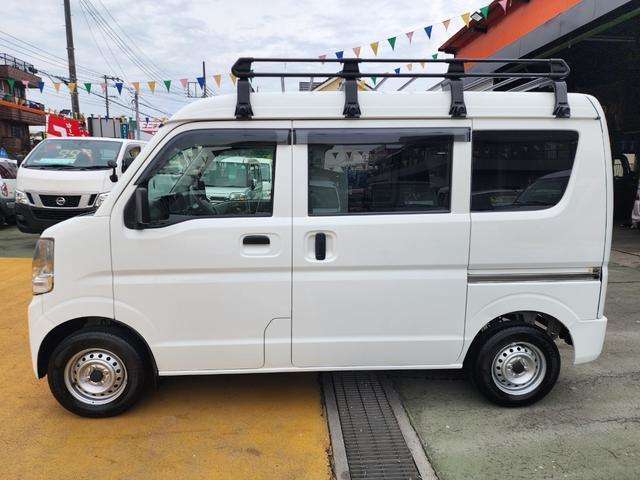Mitsubishi Minicab Van 7