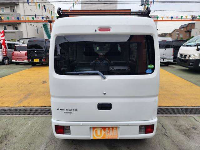 Mitsubishi Minicab Van 9
