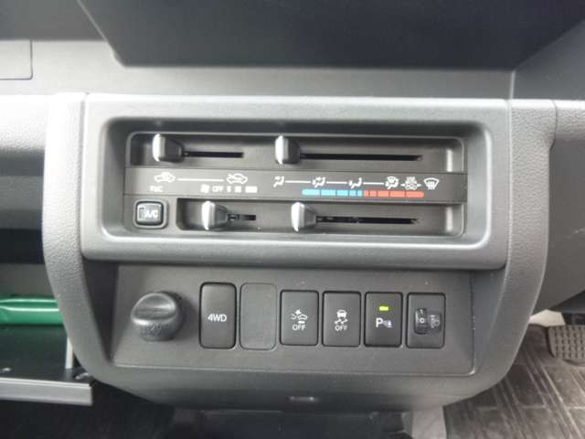 Toyota Pixis Truck 7