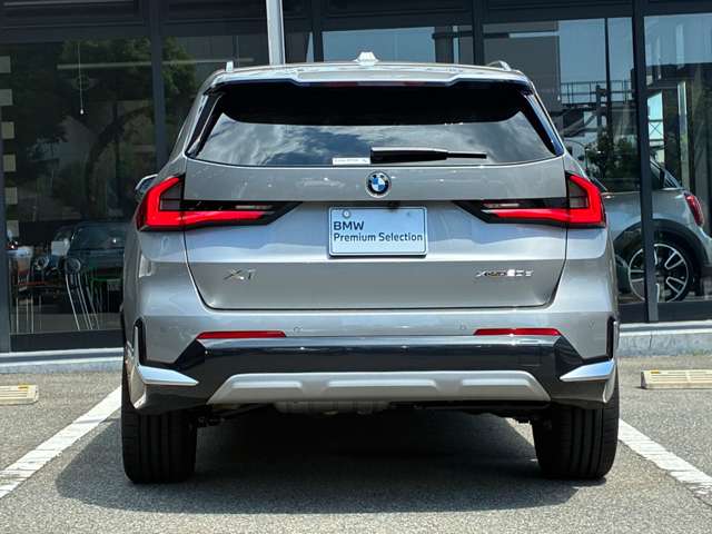 BMW X1 8