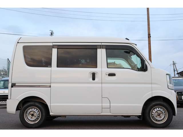 Nissan NV100 Clipper 5
