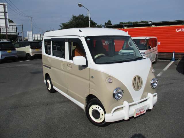 Nissan NV100 Clipper 2