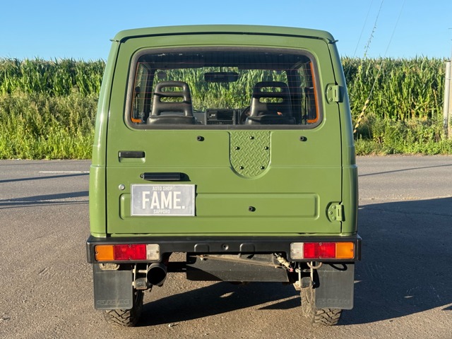 Suzuki Jimny 7