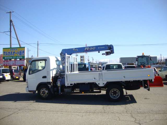 Mitsubishi Fuso Canter 11