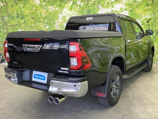 Toyota Hilux 6