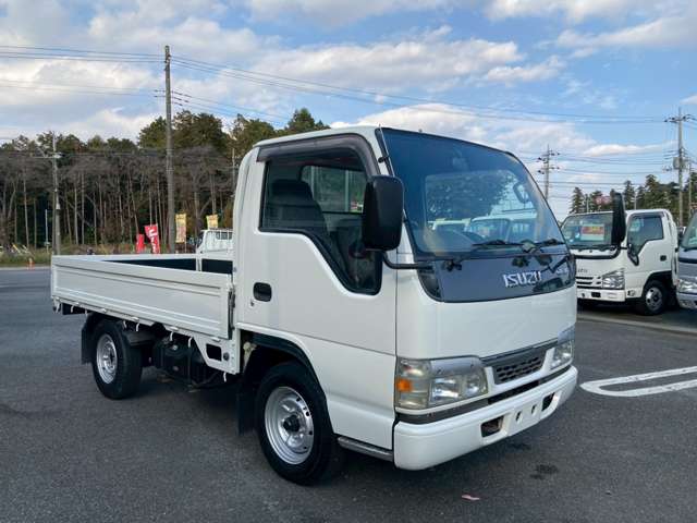 Isuzu Elf 3