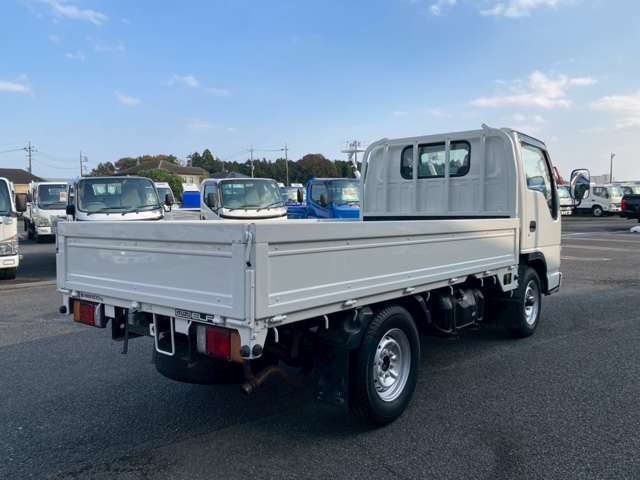 Isuzu Elf 5