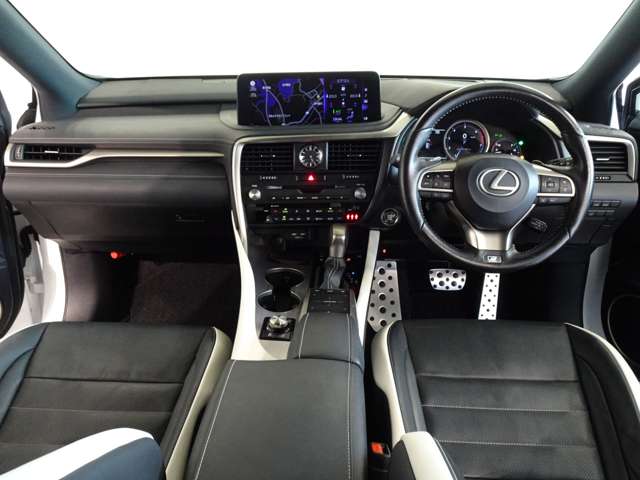 Lexus RX 6