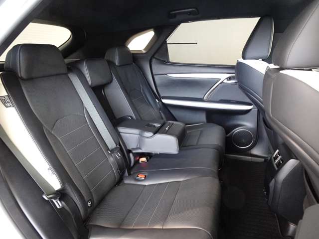 Lexus RX 8