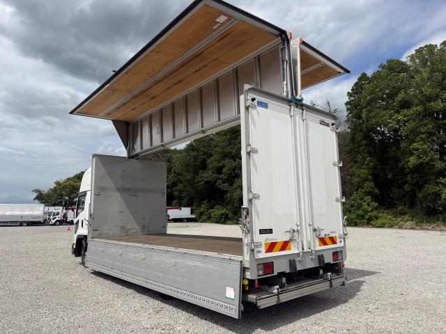 Isuzu Forward 10