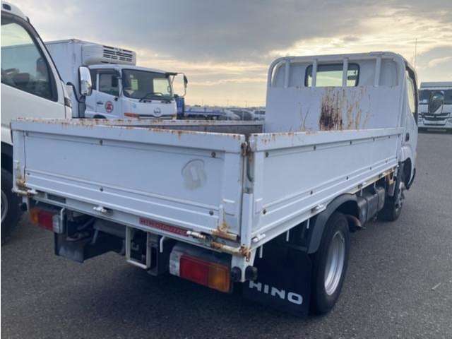 Hino Dutro 5