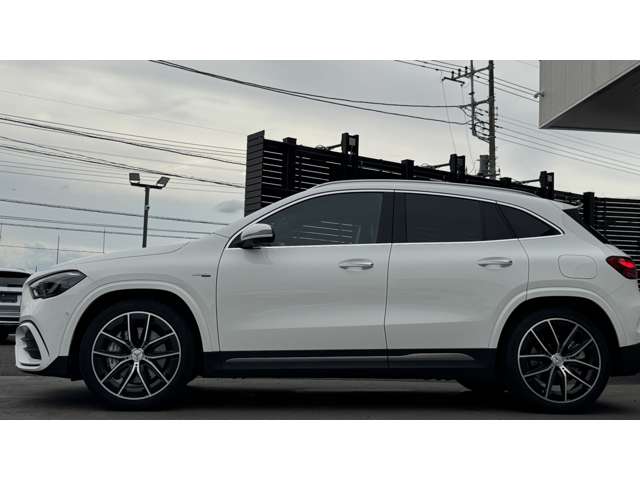 Mercedes-Benz GLA-Class 3
