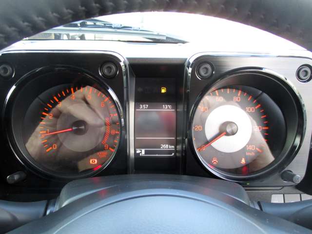 Suzuki Jimny 12