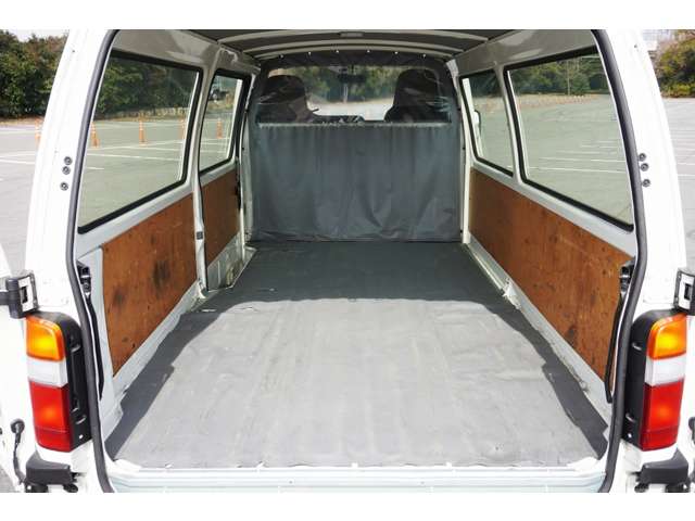 Toyota Dyna Route Van 4