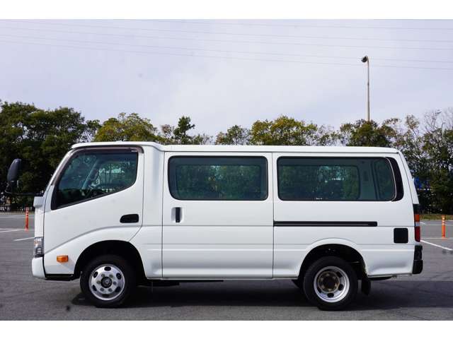 Toyota Dyna Route Van 10